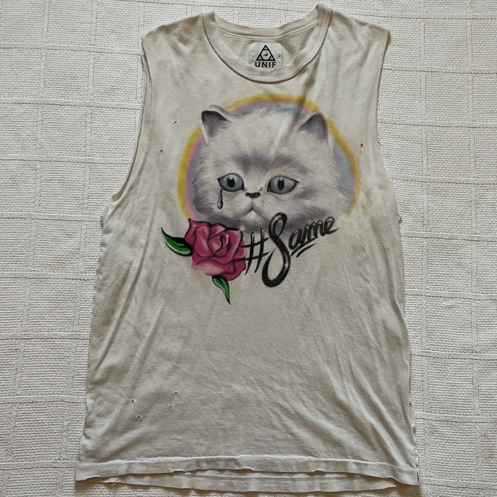 UNIF distressed tank